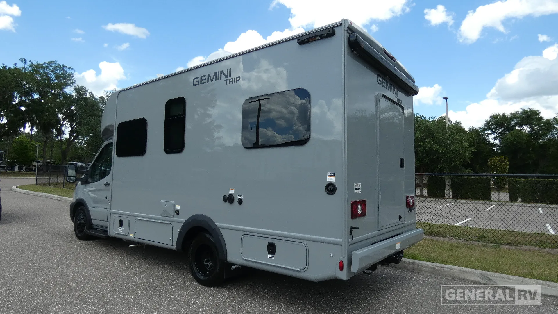2026 Thor Motor Coach Gemini Trip 22MT - Photo 4