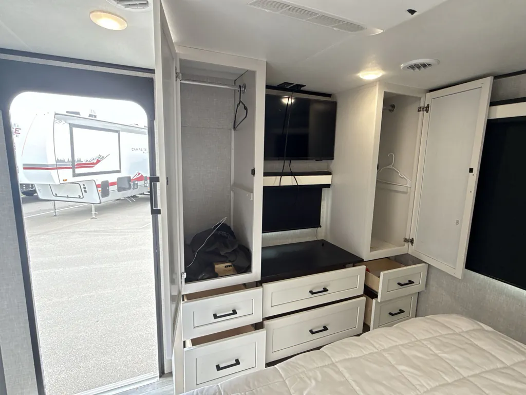2025 Jayco Jay Feather 26FK, Photos photo 20