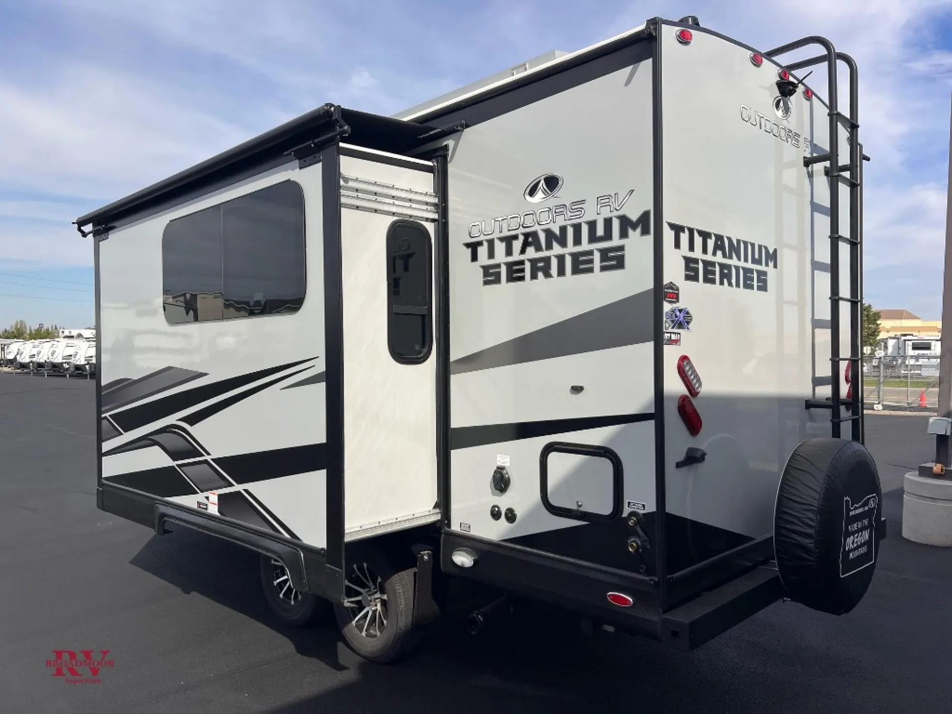 2027 Outdoors RV Creek Side Titanium Series 17SBS - Photo 4