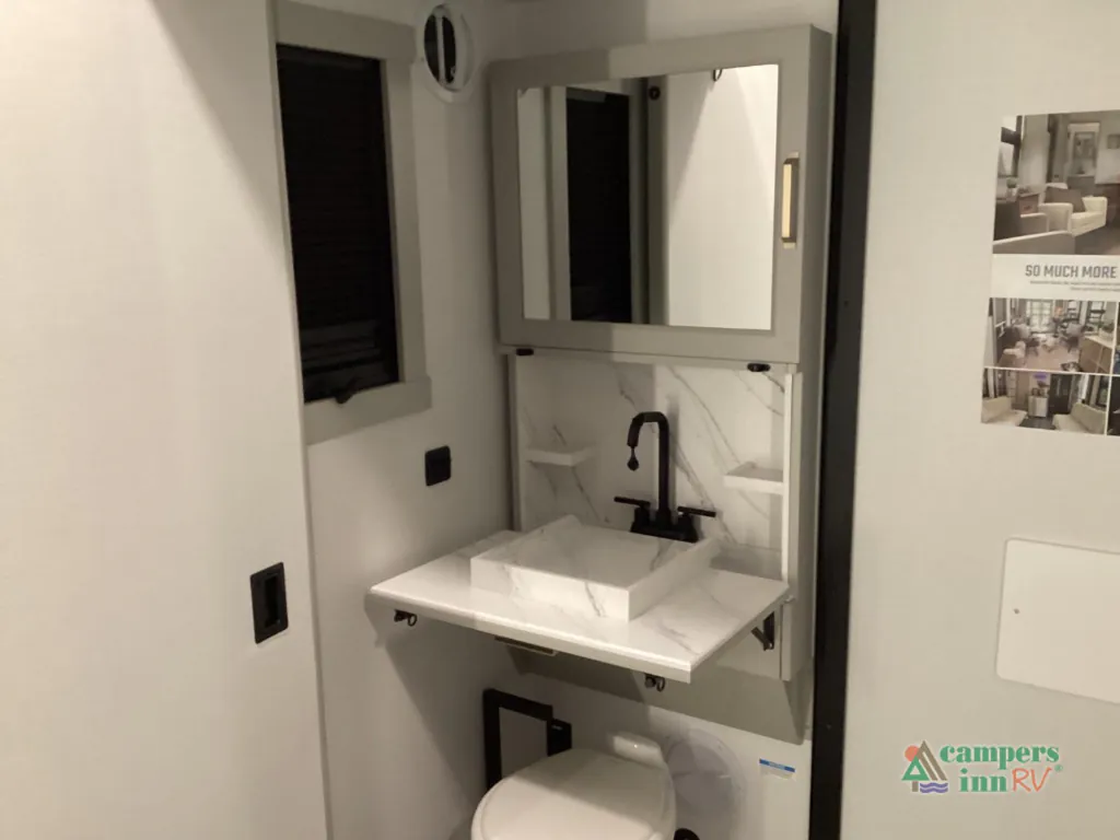 2026 Brinkley Model G 4150, Photos photo 32