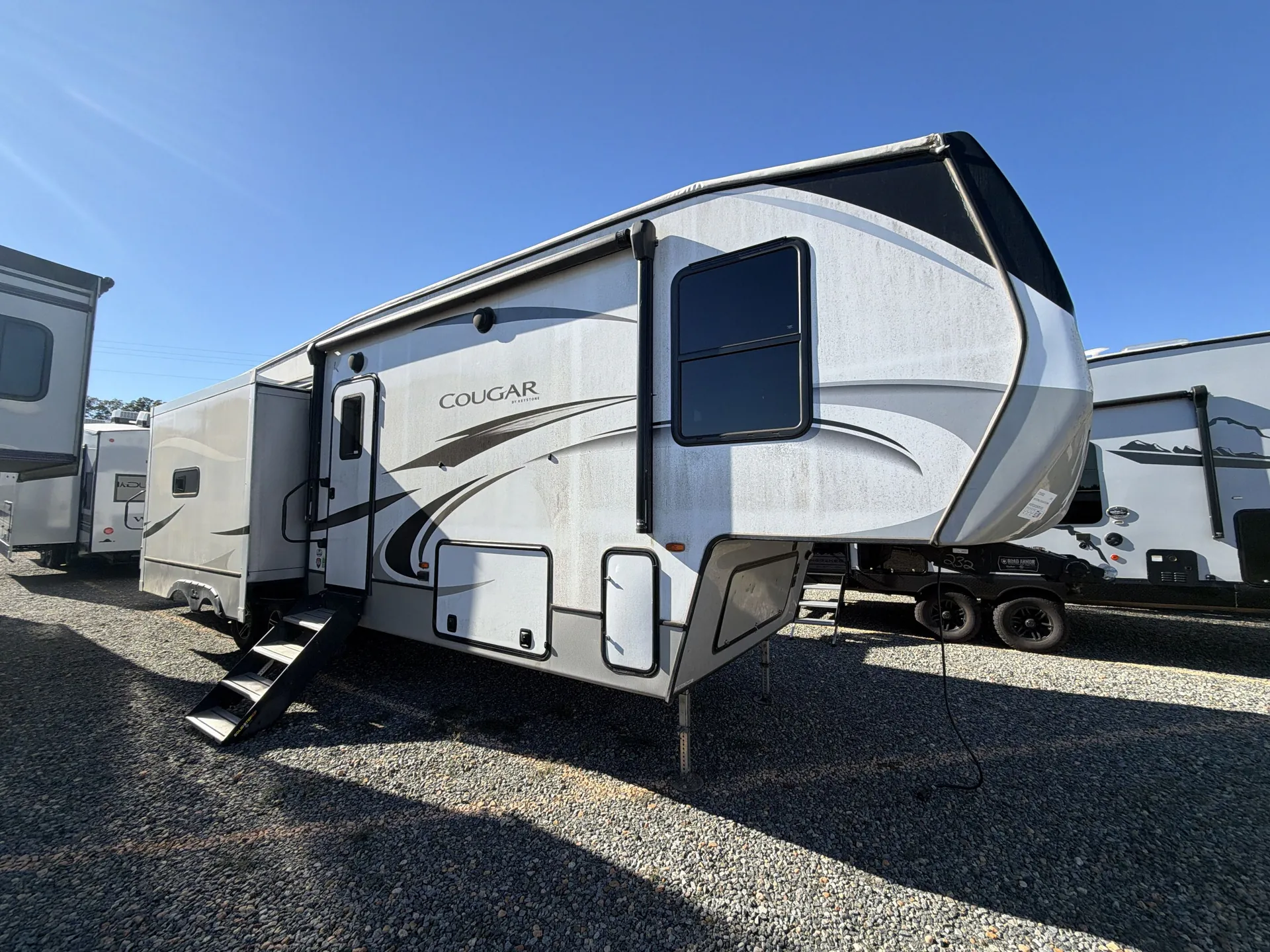 2022 Keystone Cougar 357UMR - Photo 2