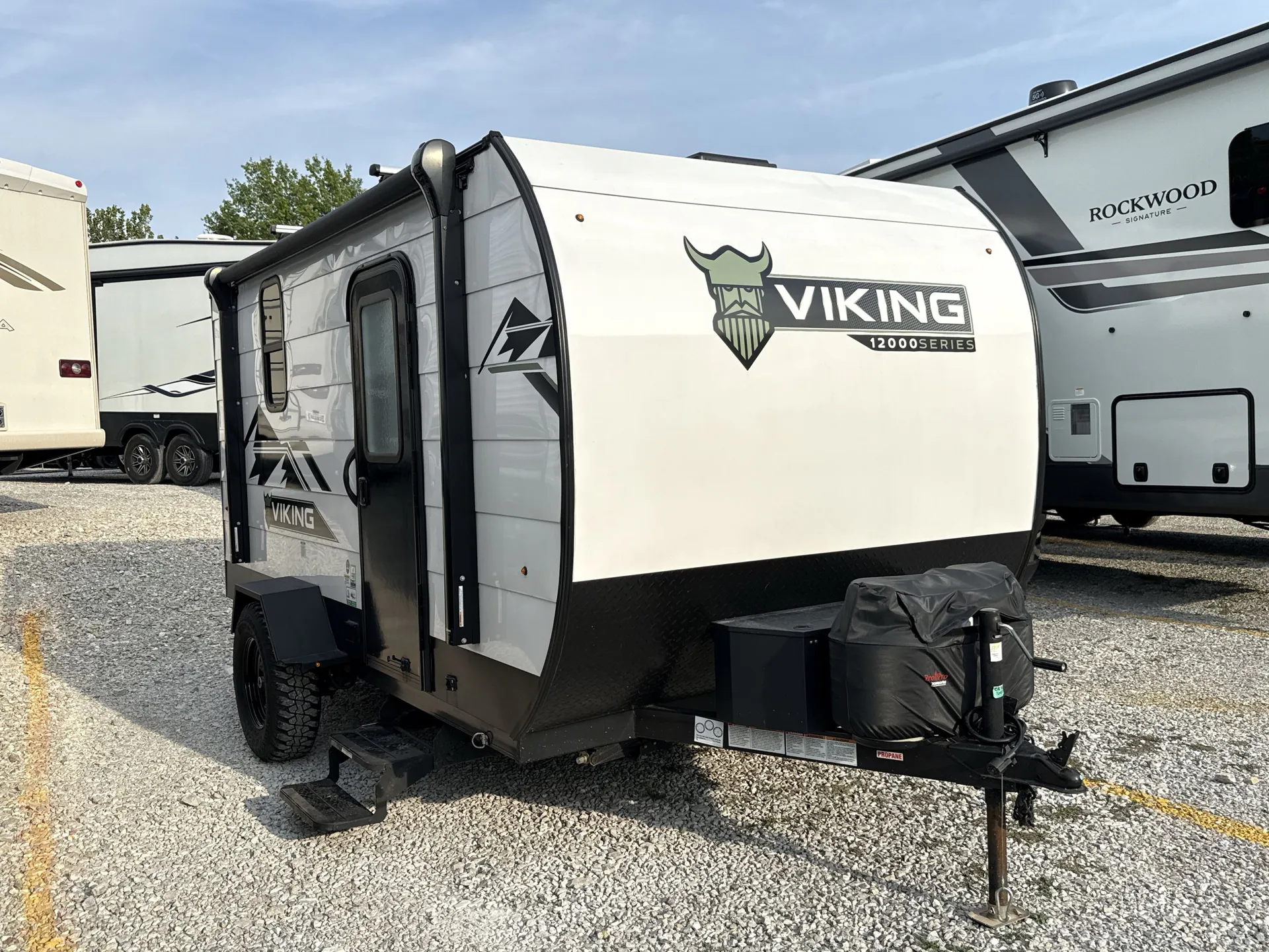 2025 Forest River Viking ROK 12000ROK - Photo 2