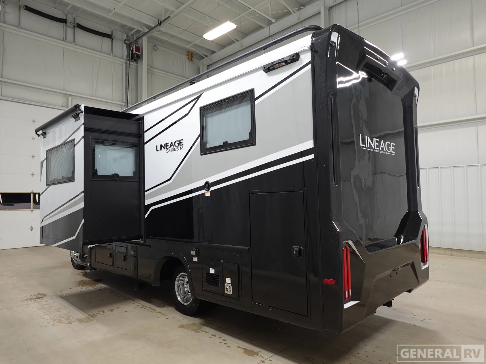 2026 Grand Design Lineage Series M 25TK - Photo 4