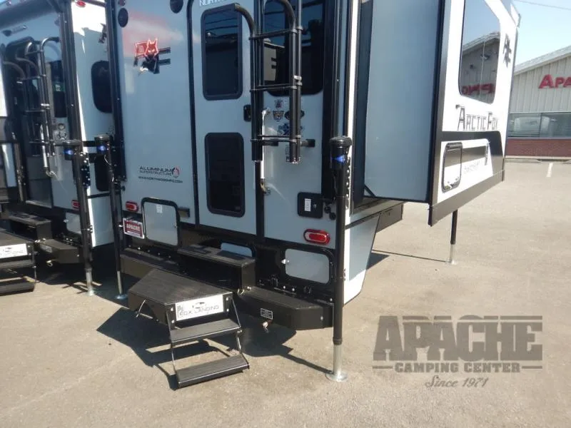 2026 Northwood Arctic Fox Camper 811 - Photo 4