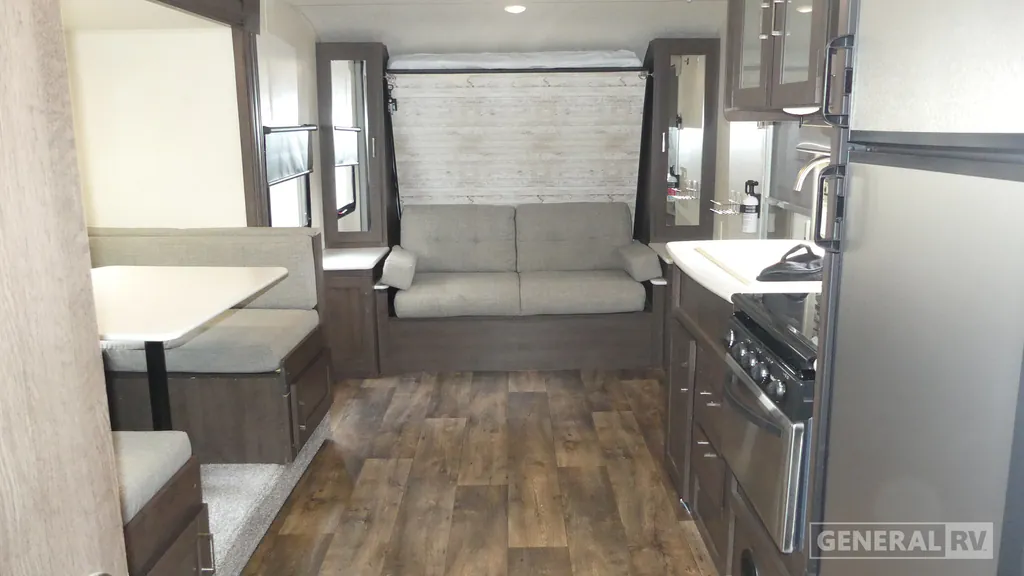 2018 Forest River Wildwood X-Lite 233RBXL, Photos photo 4