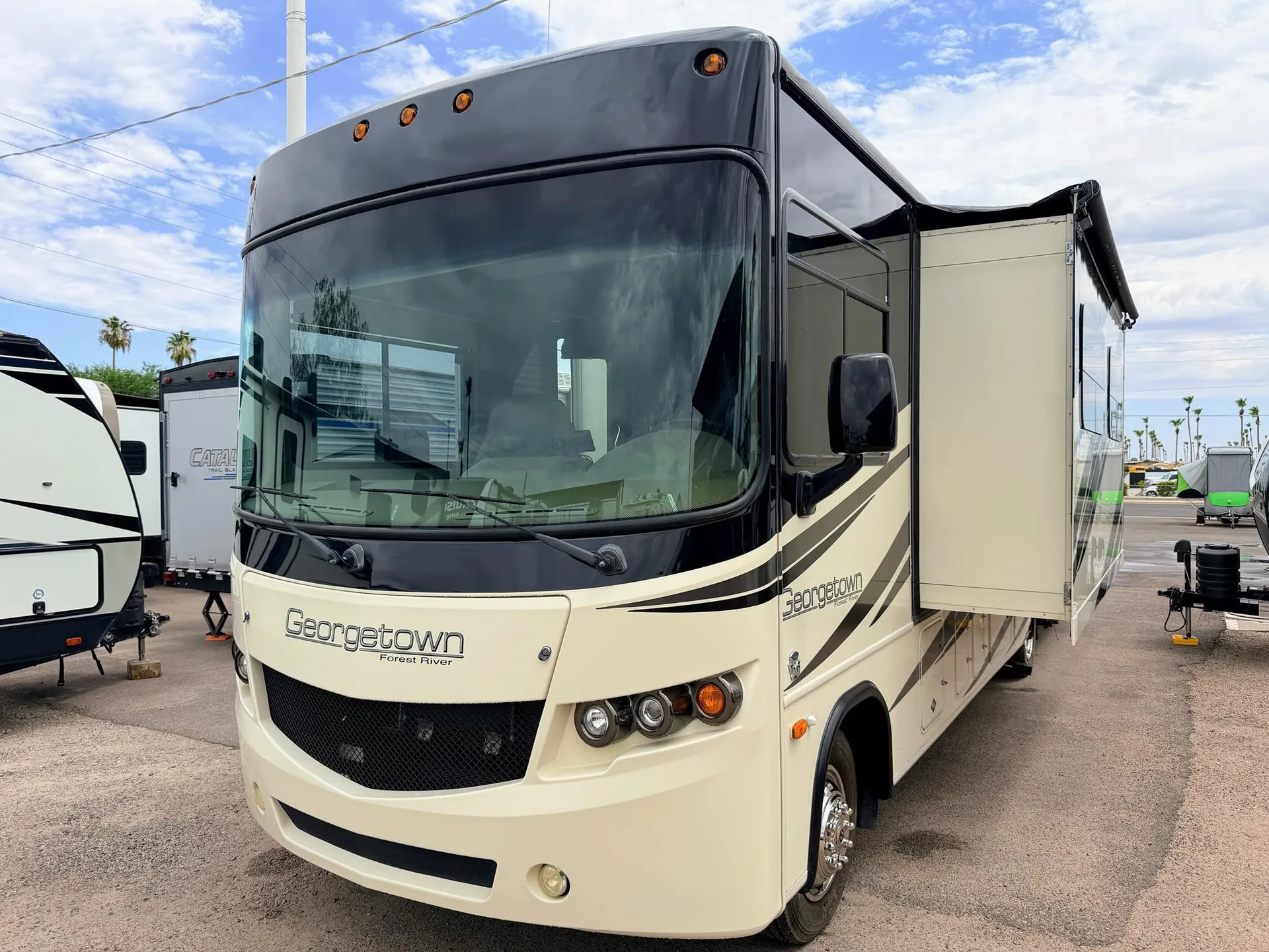 2014 Forest River Georgetown 328TS - Photo 2