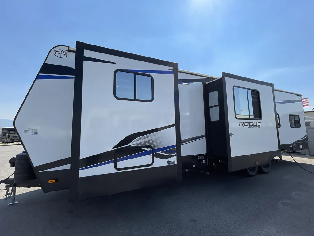 2025 Forest River Vengeance Rogue Armored 32L132, Photos photo 6