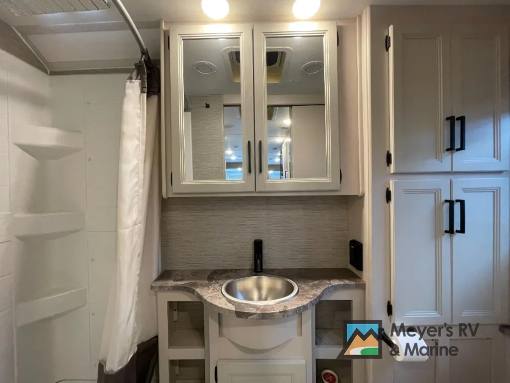2023 Thor Motor Coach Vegas 24.3, Photos photo 26
