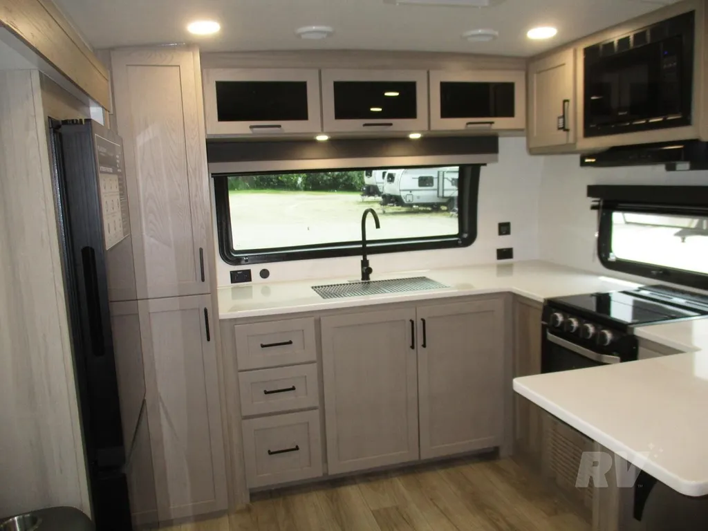 2026 Forest River Flagstaff Micro Lite 25MBR, Photos photo 14