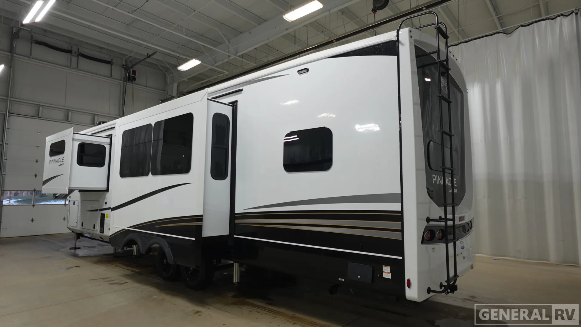 2026 Jayco Pinnacle 38FBRK - Photo 4