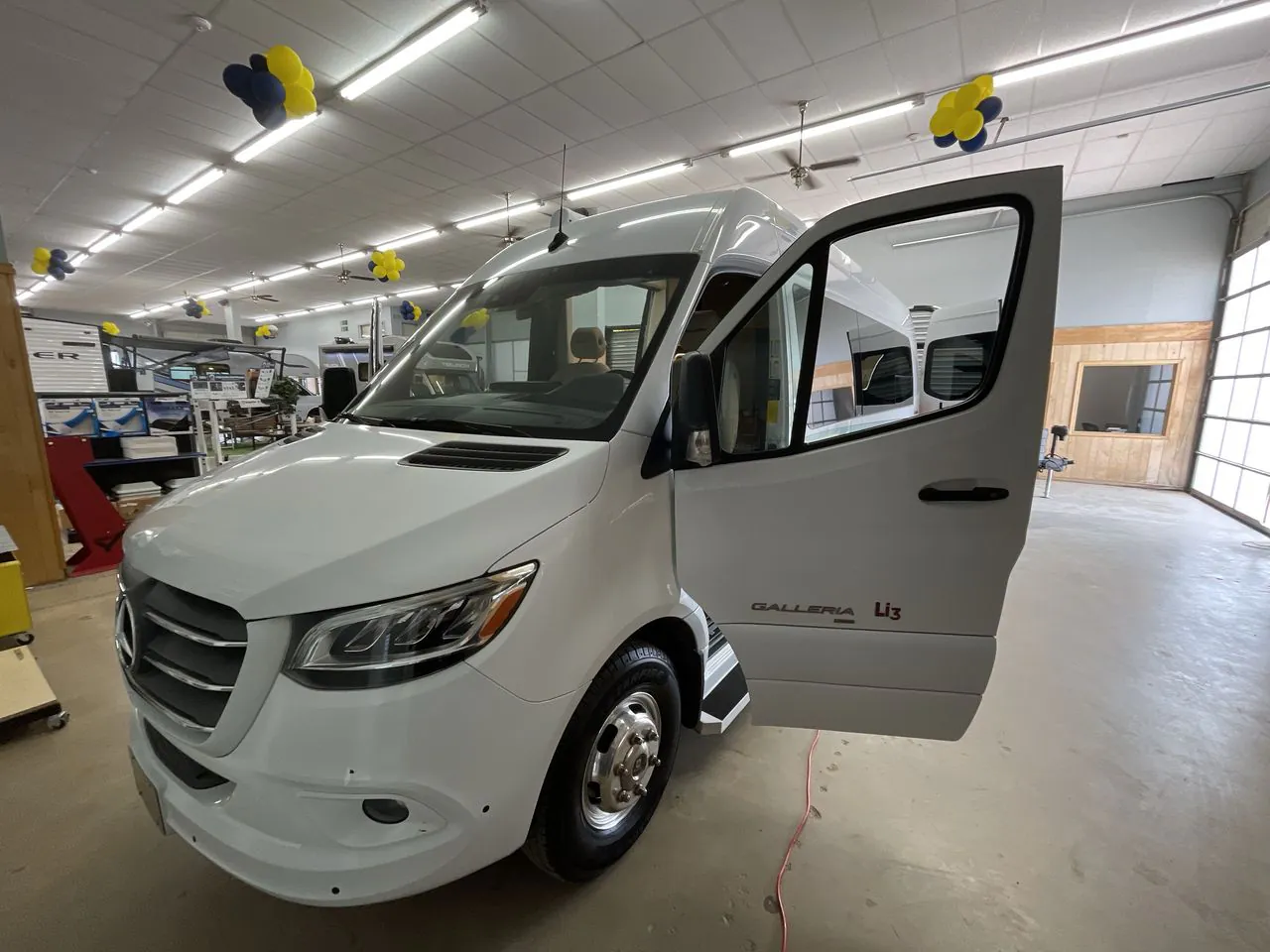 2022 Coachmen Galleria 24FL - Photo 3