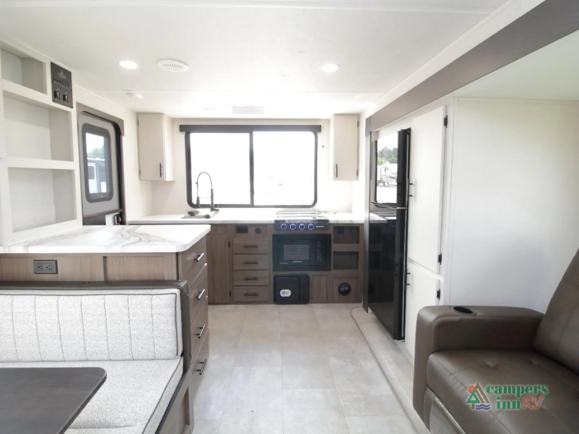 2027 Forest River Westbrook Luxury 245RKLC - Photo 4