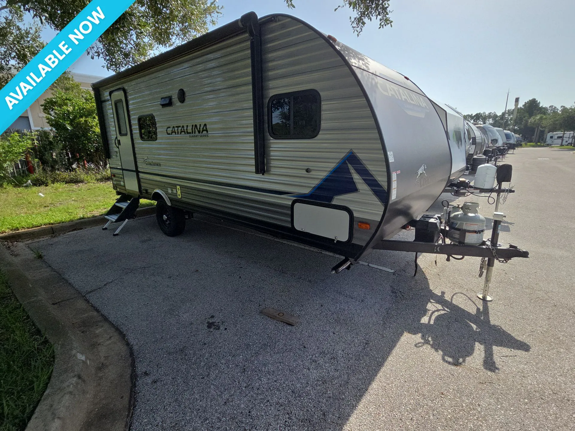 2023 Coachmen Catalina Summit Series 7 184FQS - Photo 2
