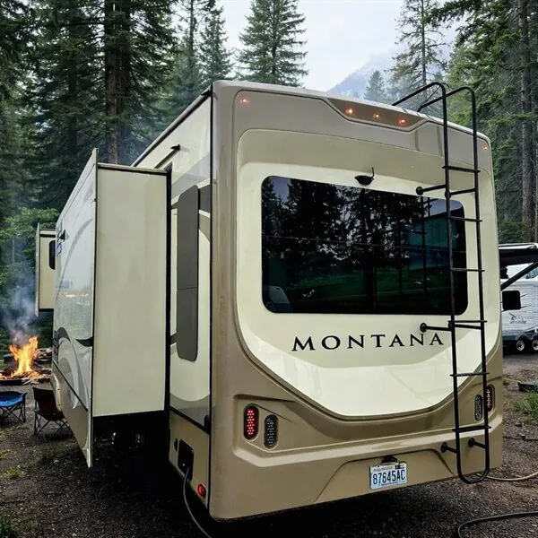 2019 Keystone Montana 3930FB - Photo 3