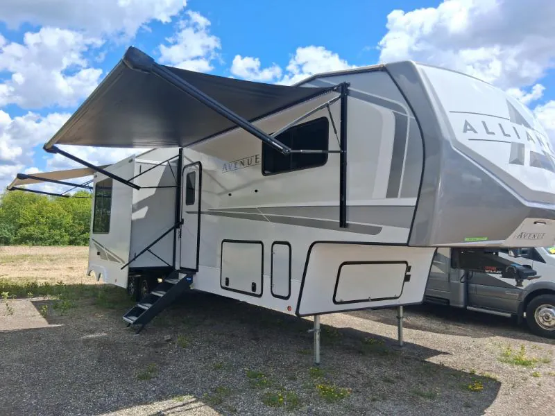 2025 Alliance RV Avenue 38DBL - Photo 3