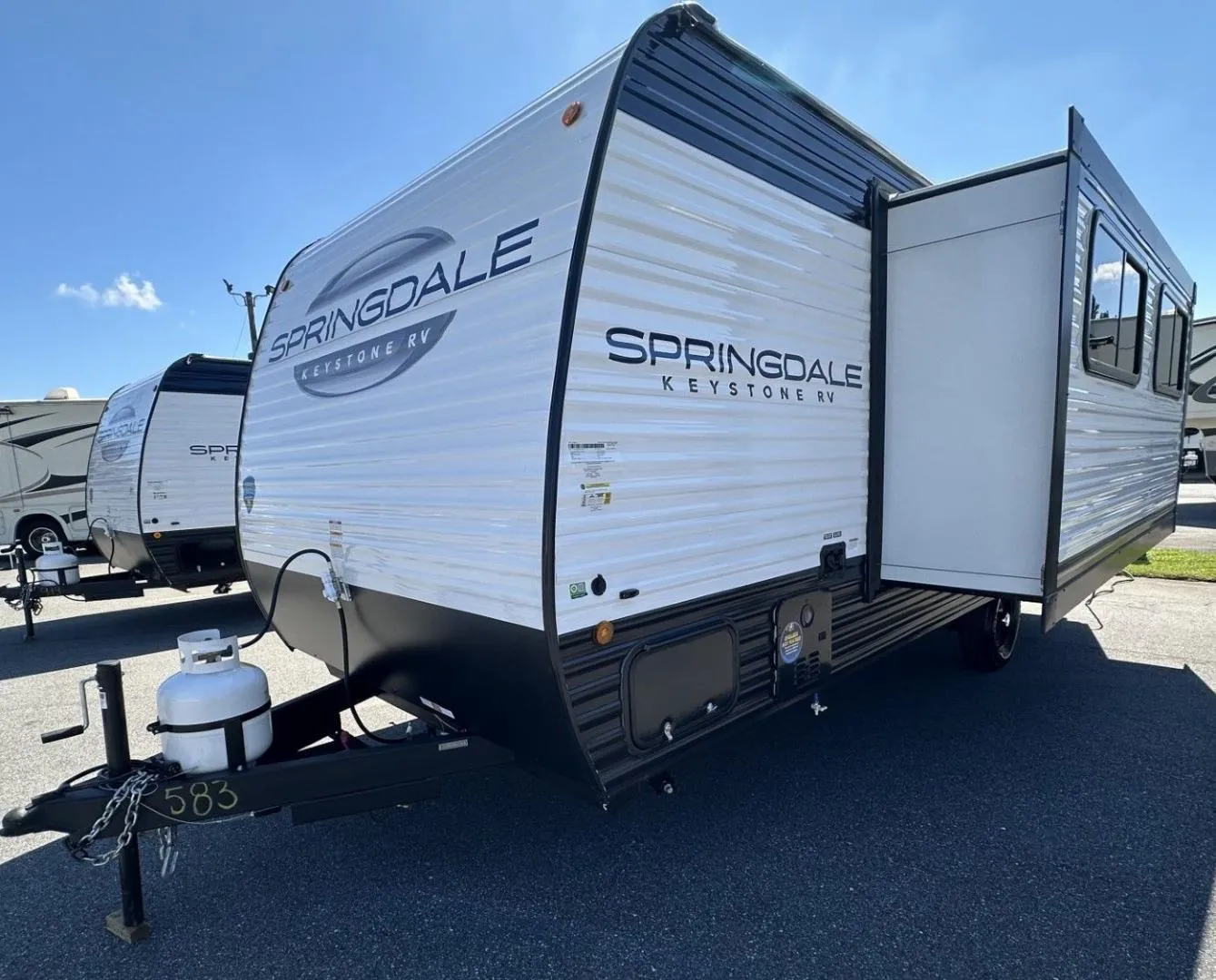 2025 Keystone Springdale 1860SS - Photo 4