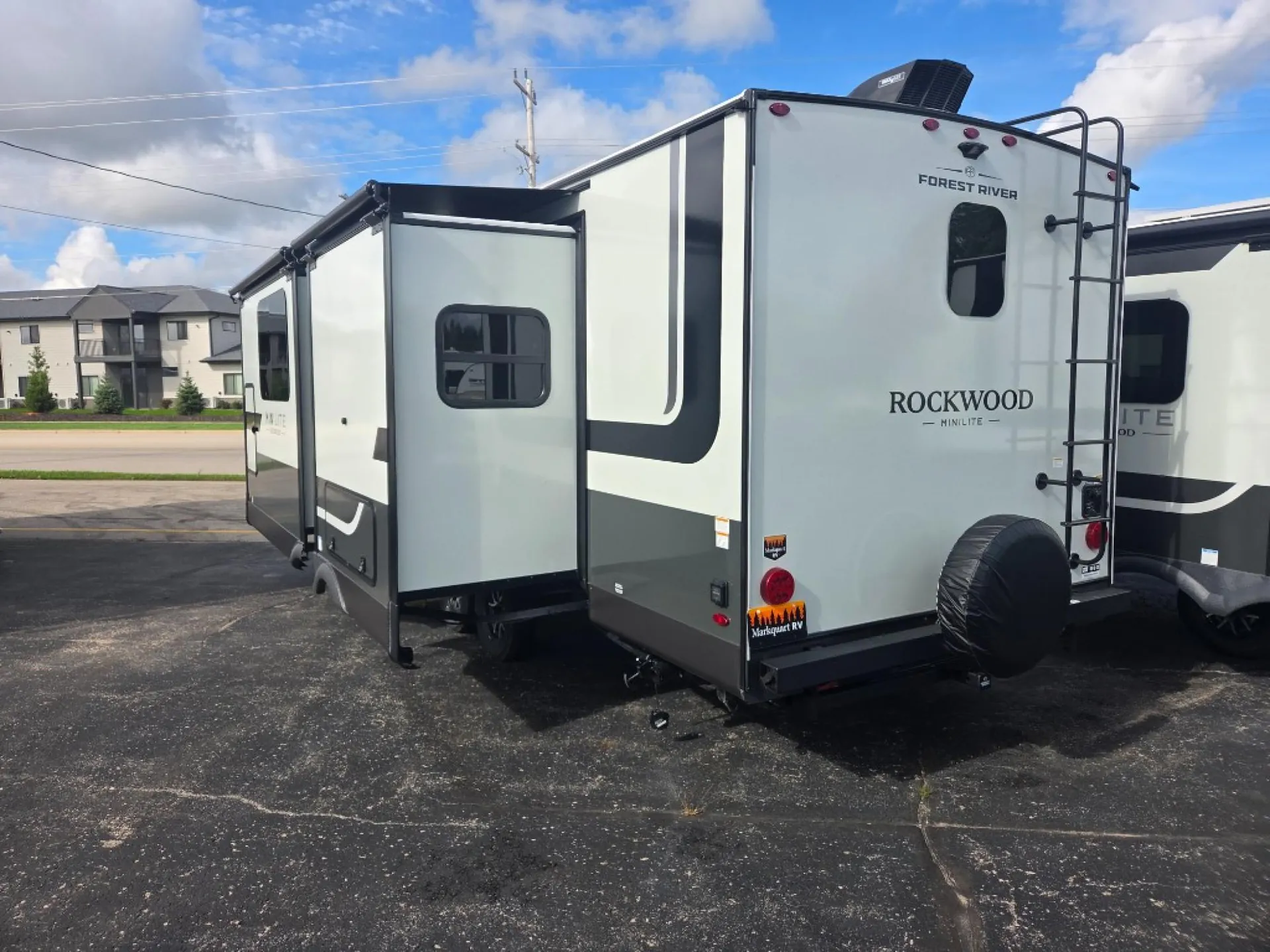 2027 Forest River Rockwood Mini Lite 2523MBR — Photo 5