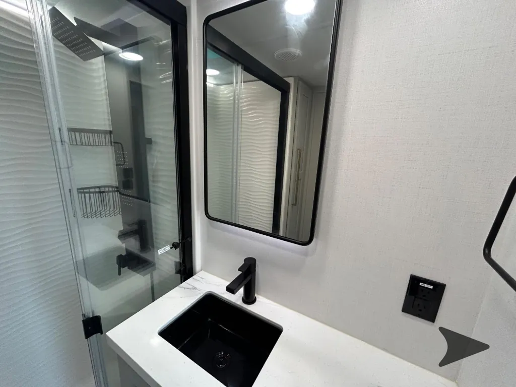 2025 Brinkley Model G 3250, Photos photo 56
