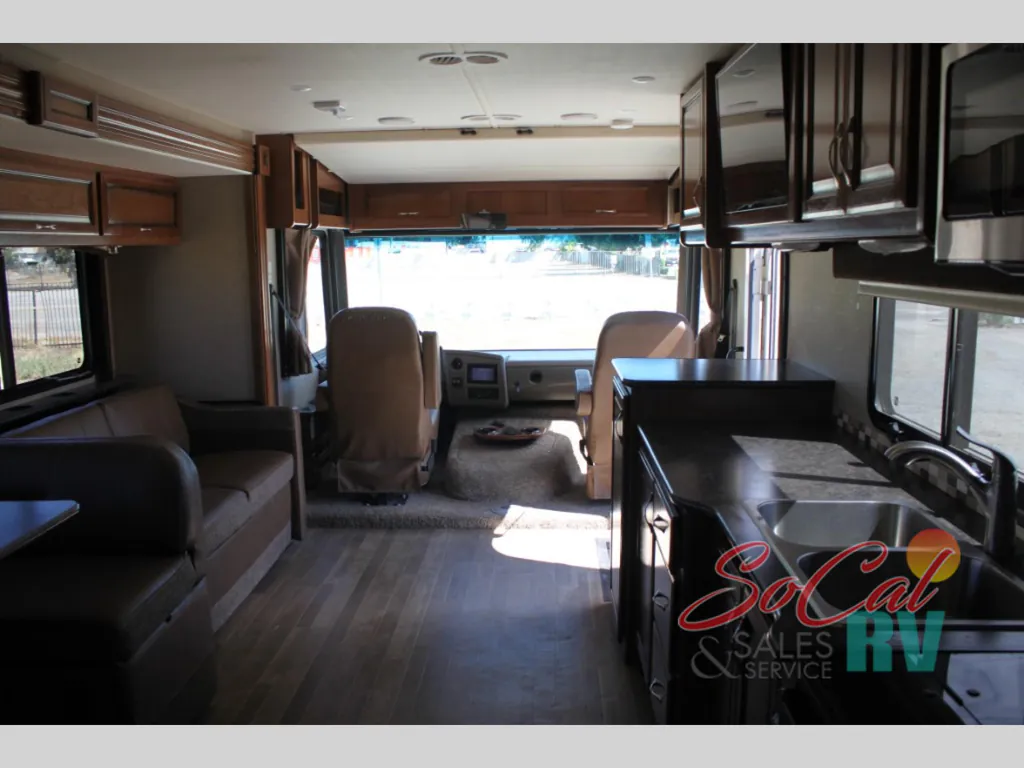 2018 Fleetwood Flair 31A, Photos photo 24