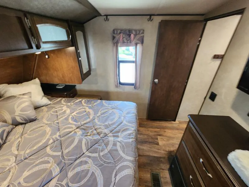 2017 Forest River Salem Hemisphere Lite 282RK, Photos photo 18
