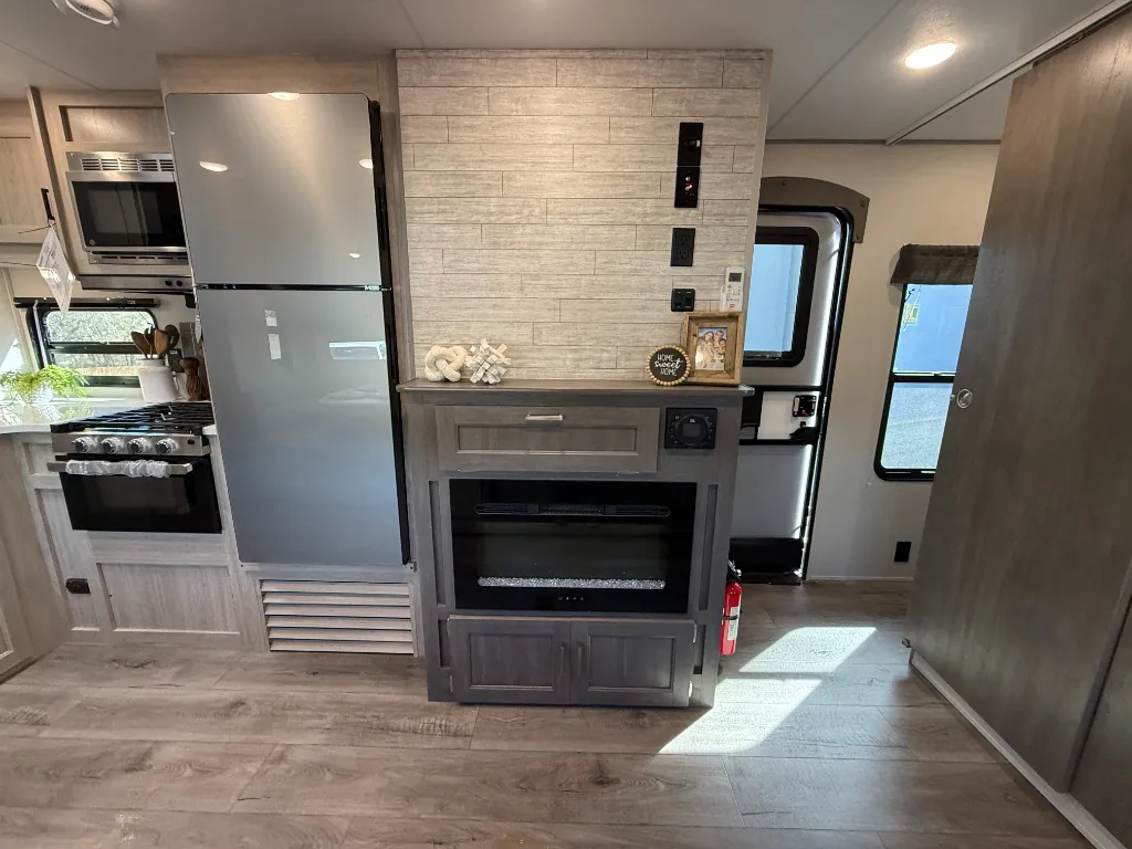 2026 Coachmen Catalina Legacy Edition 333DORM, Photos photo 28