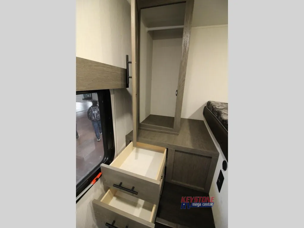 2026 Forest River Cherokee Alpha Wolf 29DCB, Photos photo 14
