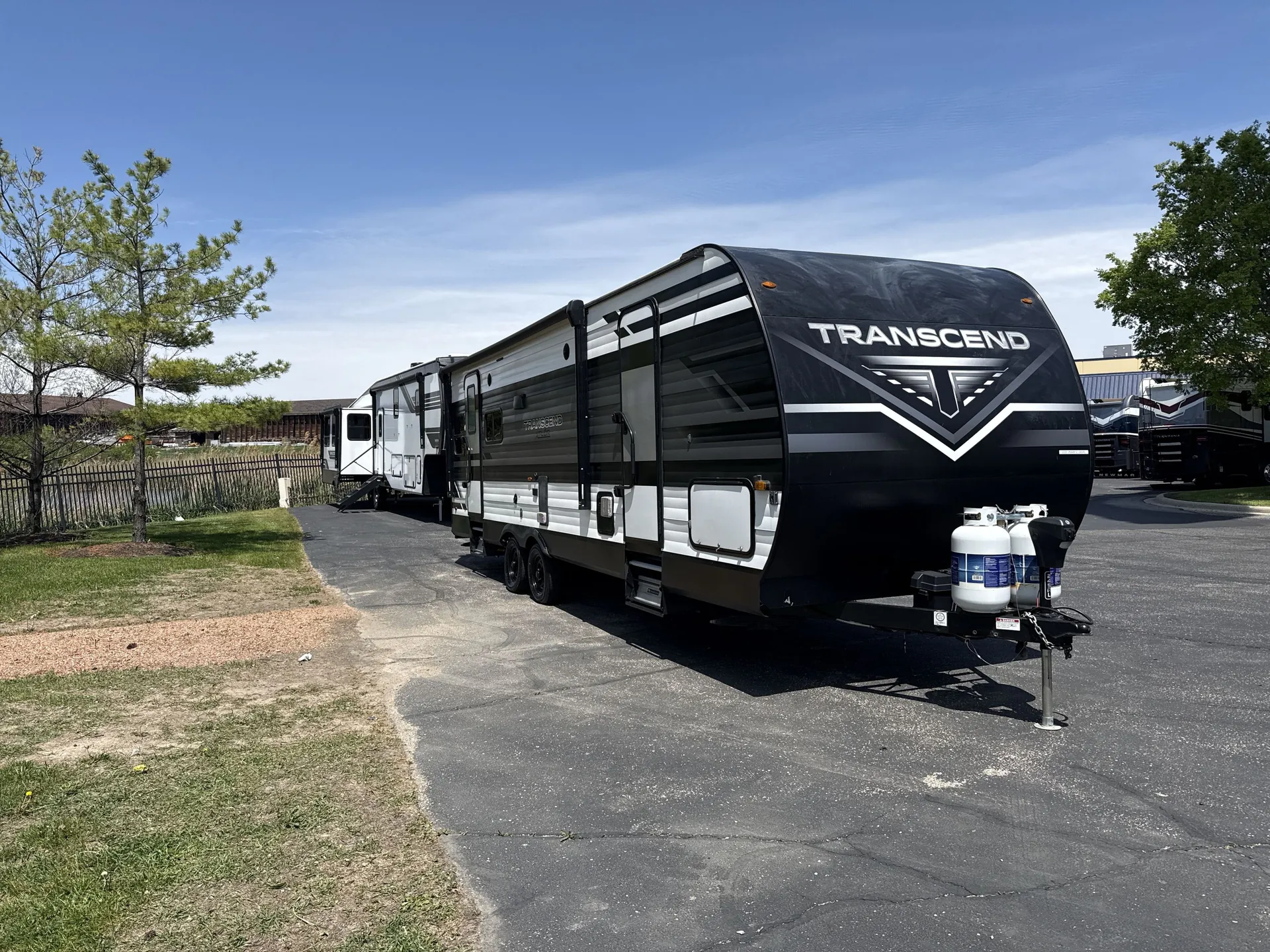 2022 Grand Design Transcend Xplor 245RL - Photo 2