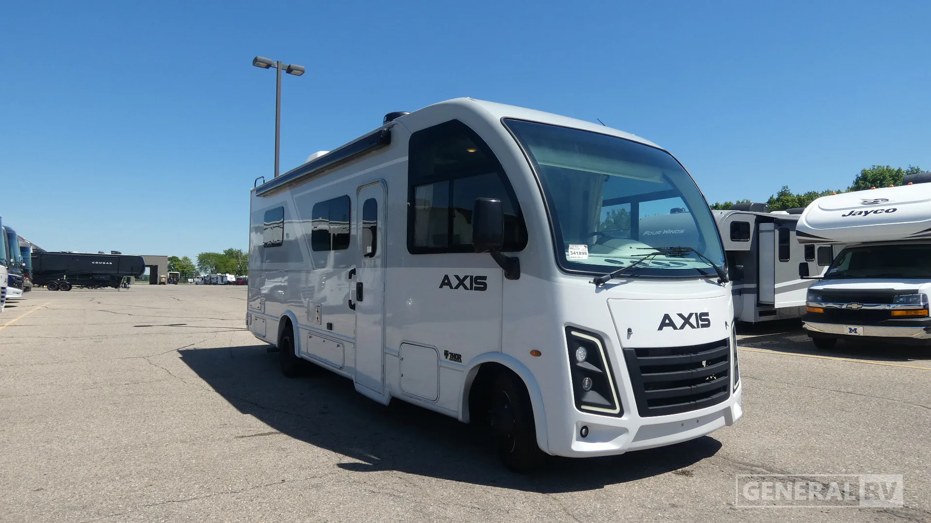 2025 Thor Motor Coach Axis 26.1 - Photo 2