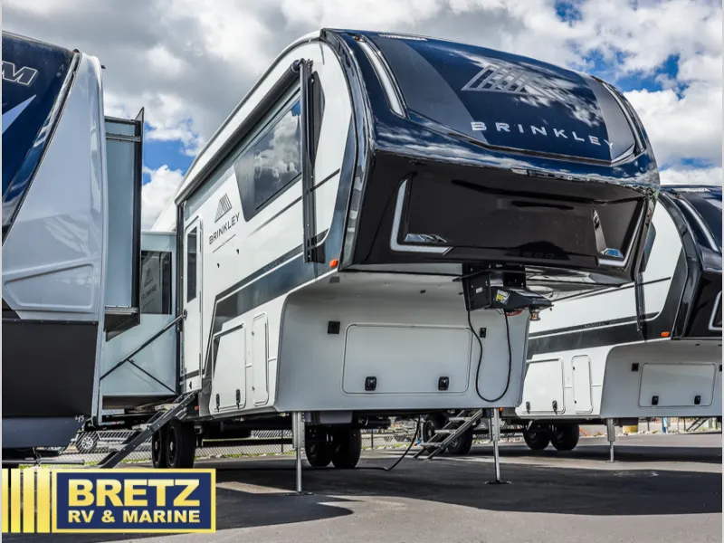 2026 Brinkley Model Z 2900 - Photo 2