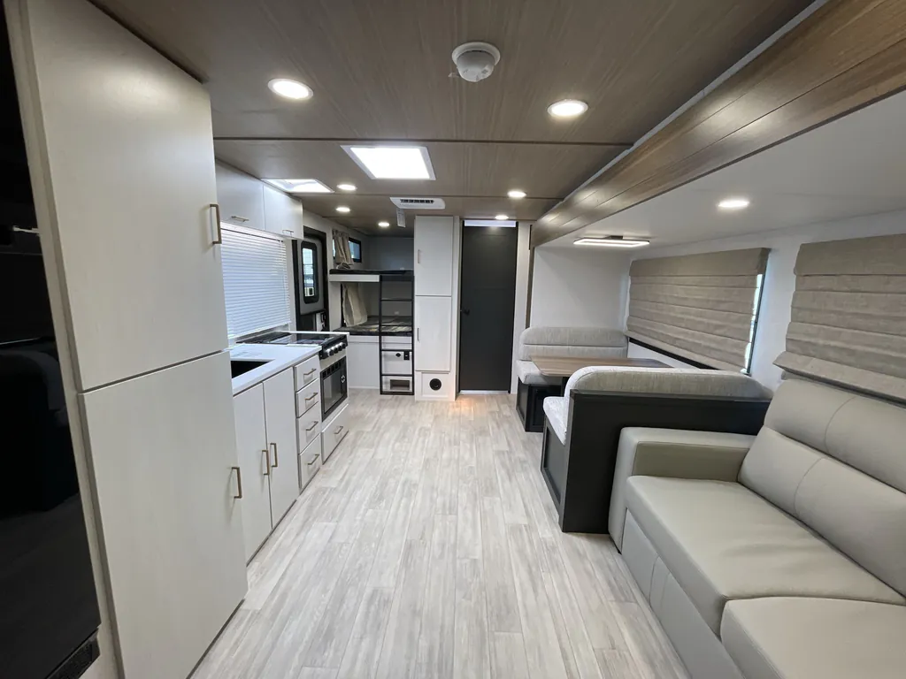 2026 Forest River Vibe Extreme Lite 2600BH, Photos photo 8