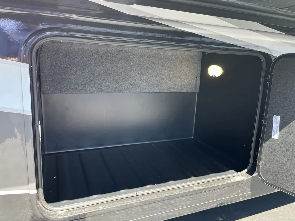 2027 Entegra Coach Vision XL 36C, Photos photo 31