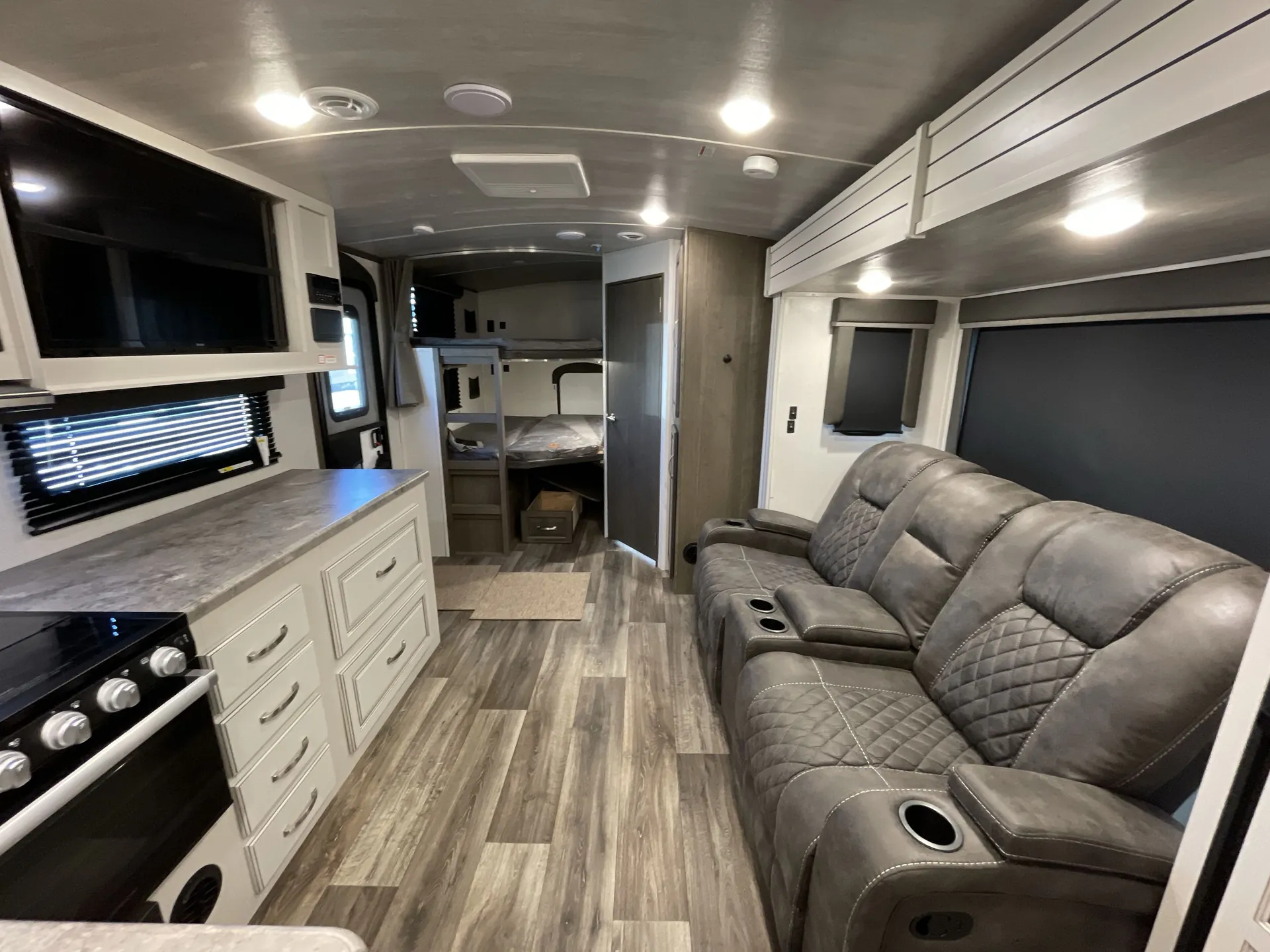 2021 Keystone Cougar Half-Ton 25DBSWE - Photo 4