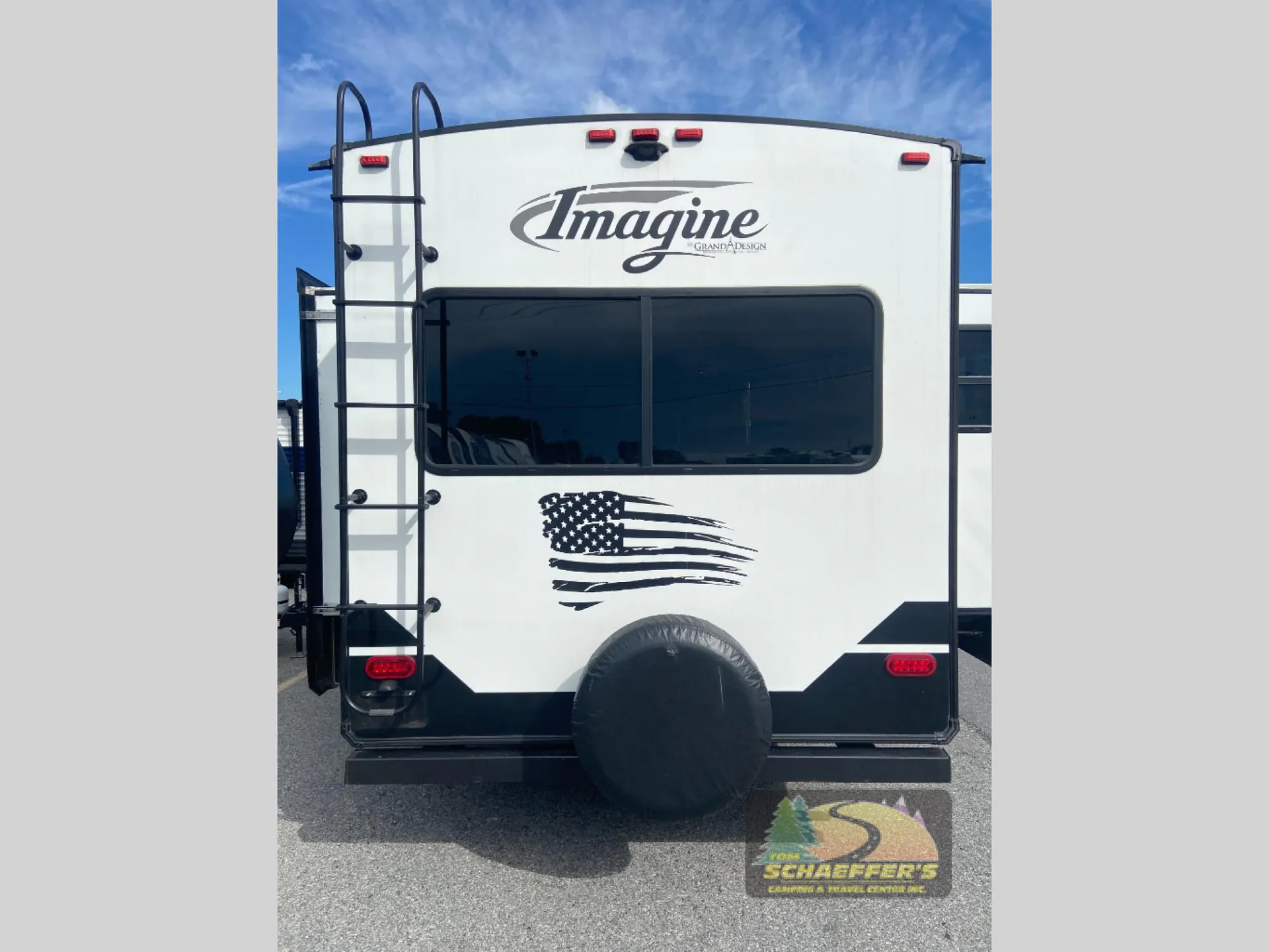 2020 Grand Design Imagine 2970RL - Photo 3