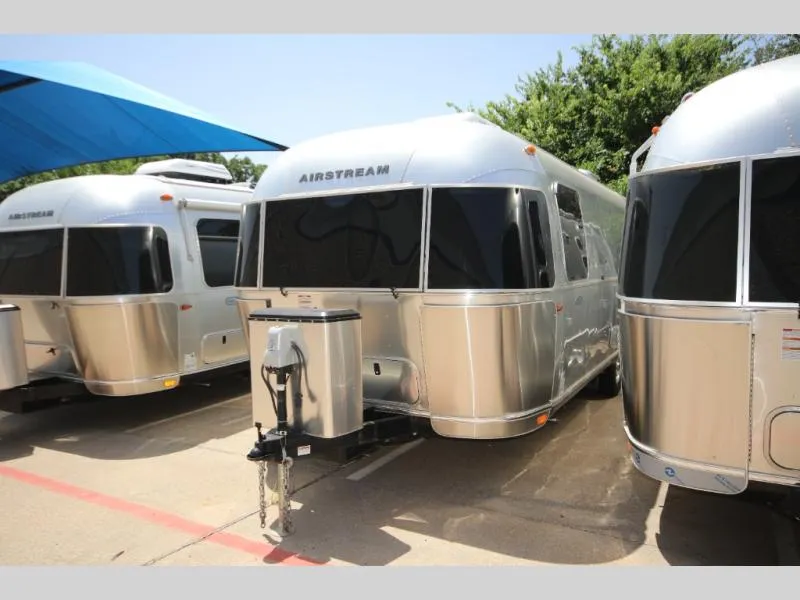 2019 Airstream Flying Cloud 27FB - Photo 4