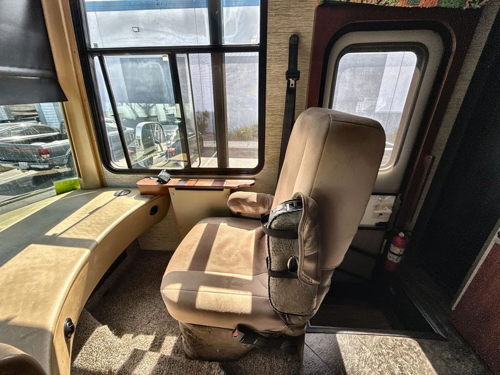 2016 Newmar Canyon Star 3914, Photos photo 26