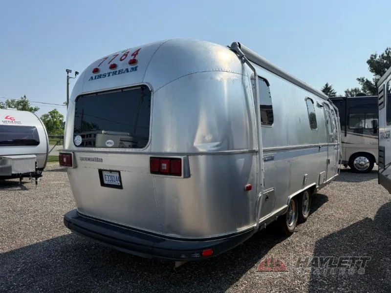 1996 Airstream Excella Used    25' Widebody - Photo 4