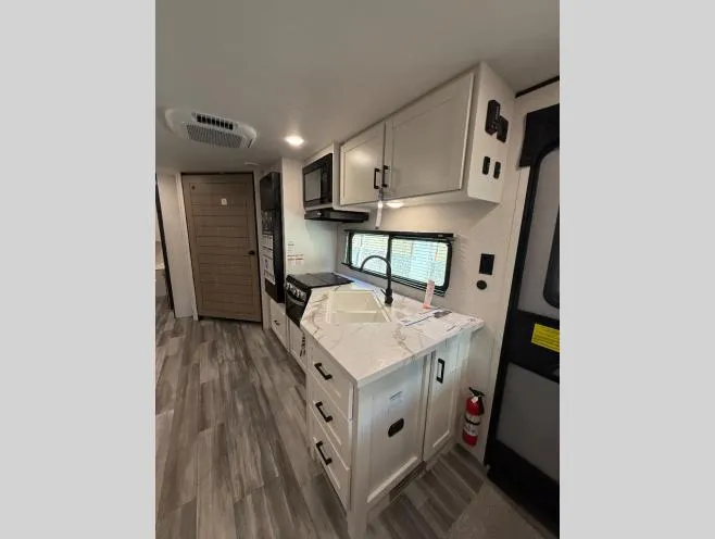 2026 Jayco Jay Flight SLX 263BHS - Photo 3