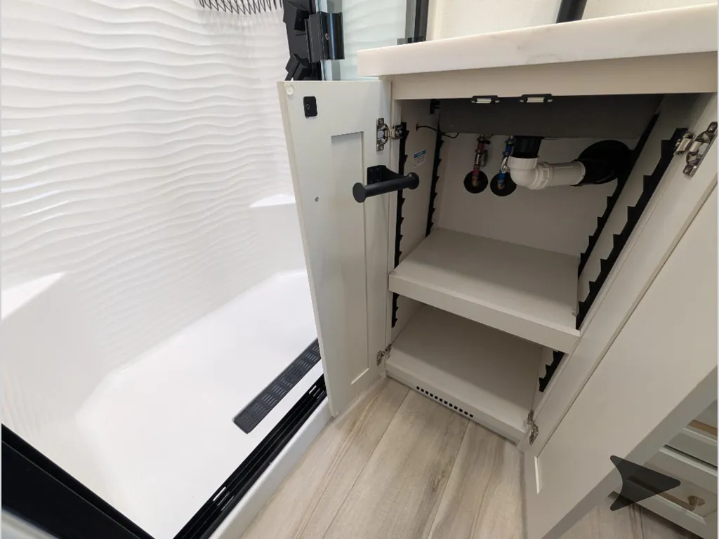 2027 Brinkley Model G 3970, Photos photo 50