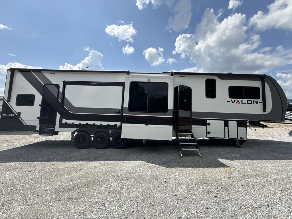 2024 Alliance RV Valor 42V13, Photos photo 39