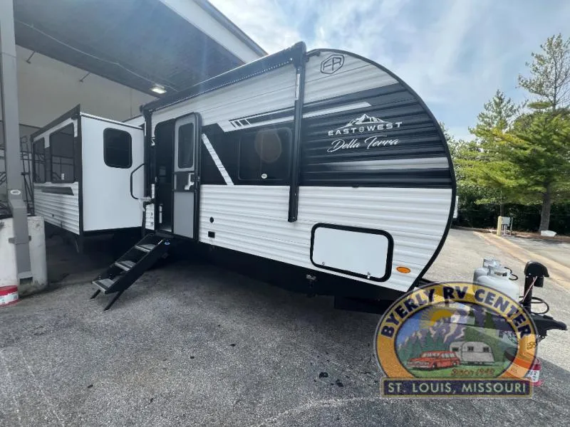 2026 East to West Della Terra 272RL - Photo 2