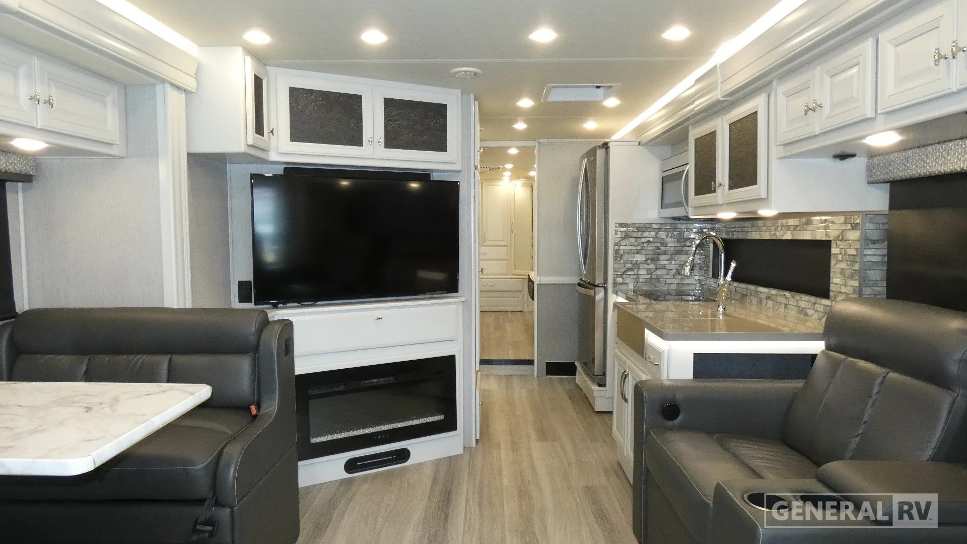 2021 Holiday Rambler Nautica 35MS - Photo 3