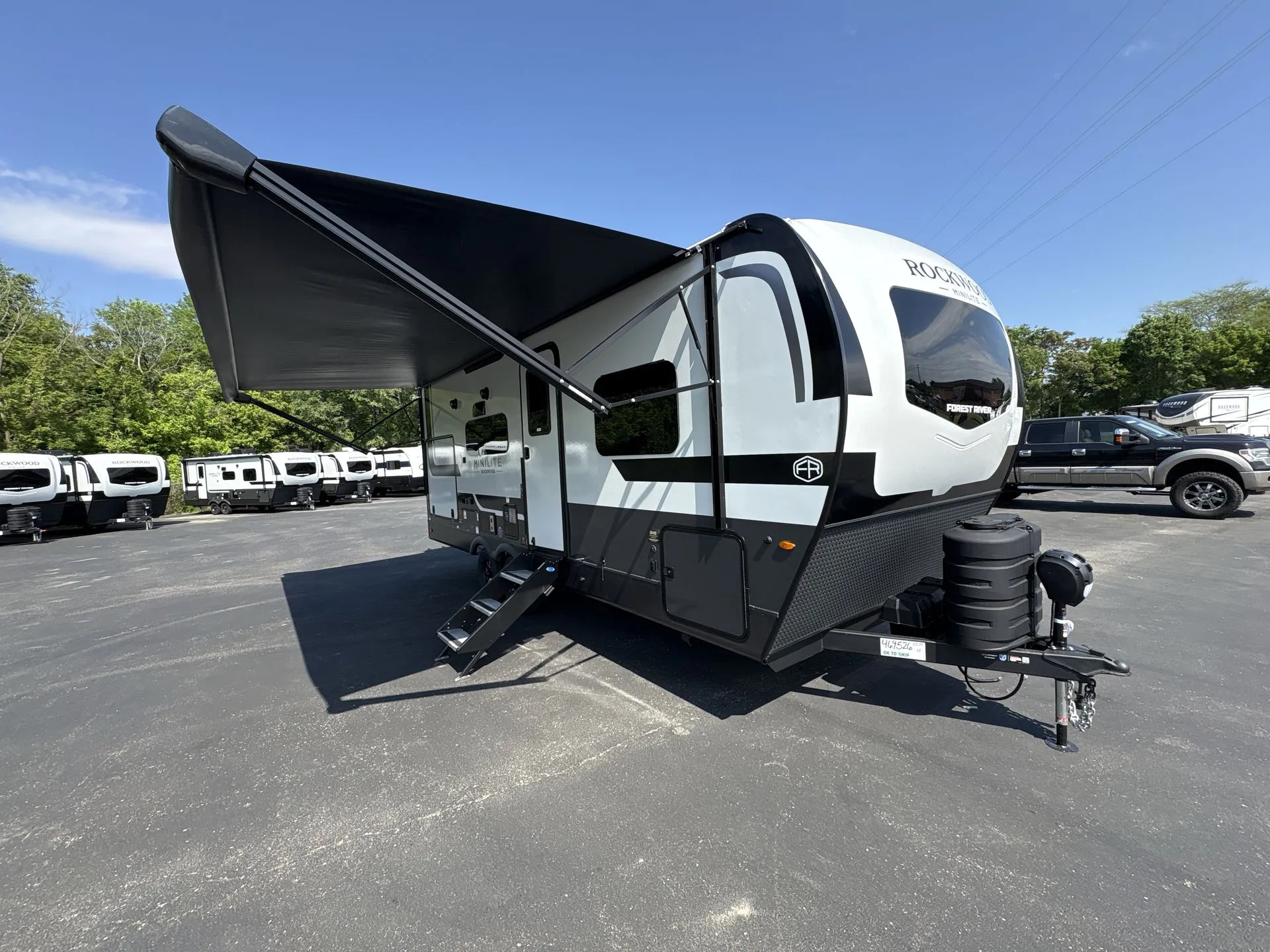 2026 Forest River Rockwood Mini Lite 2513S - Photo 3