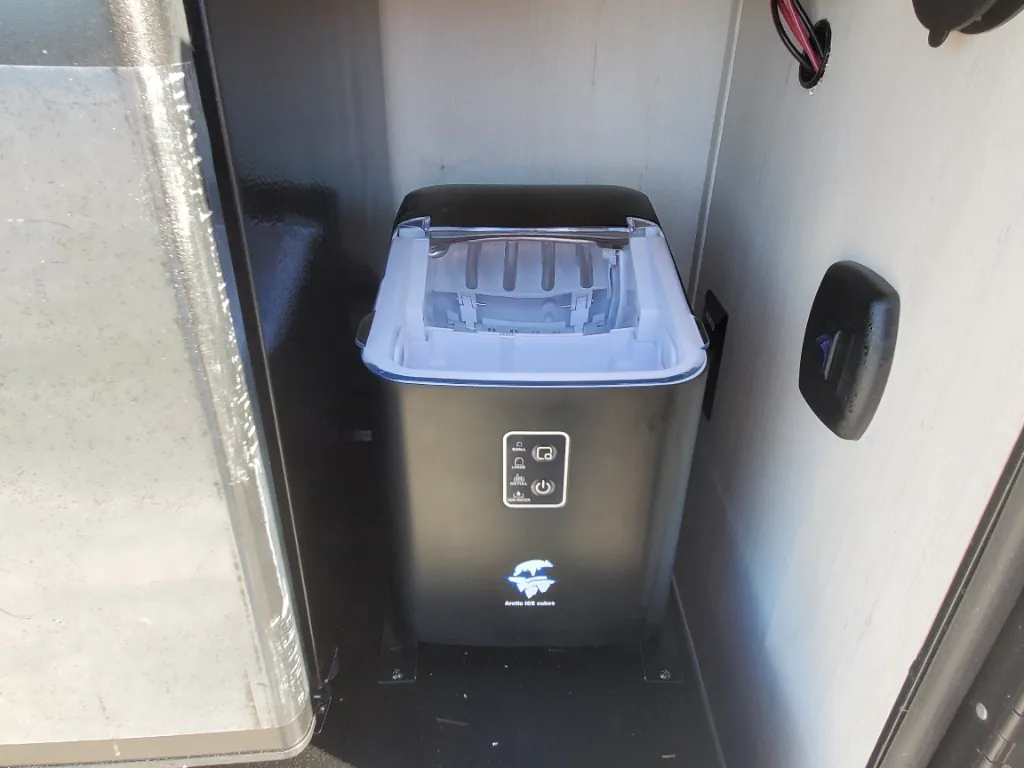 2026 Forest River Vengeance Rogue Armored 32L132, Photos photo 36