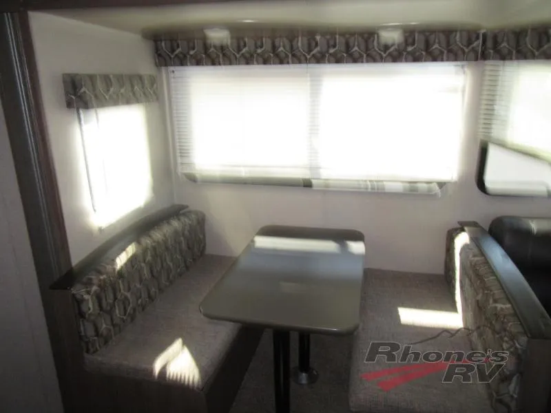 2019 Keystone Hideout 274LHS - Photo 3