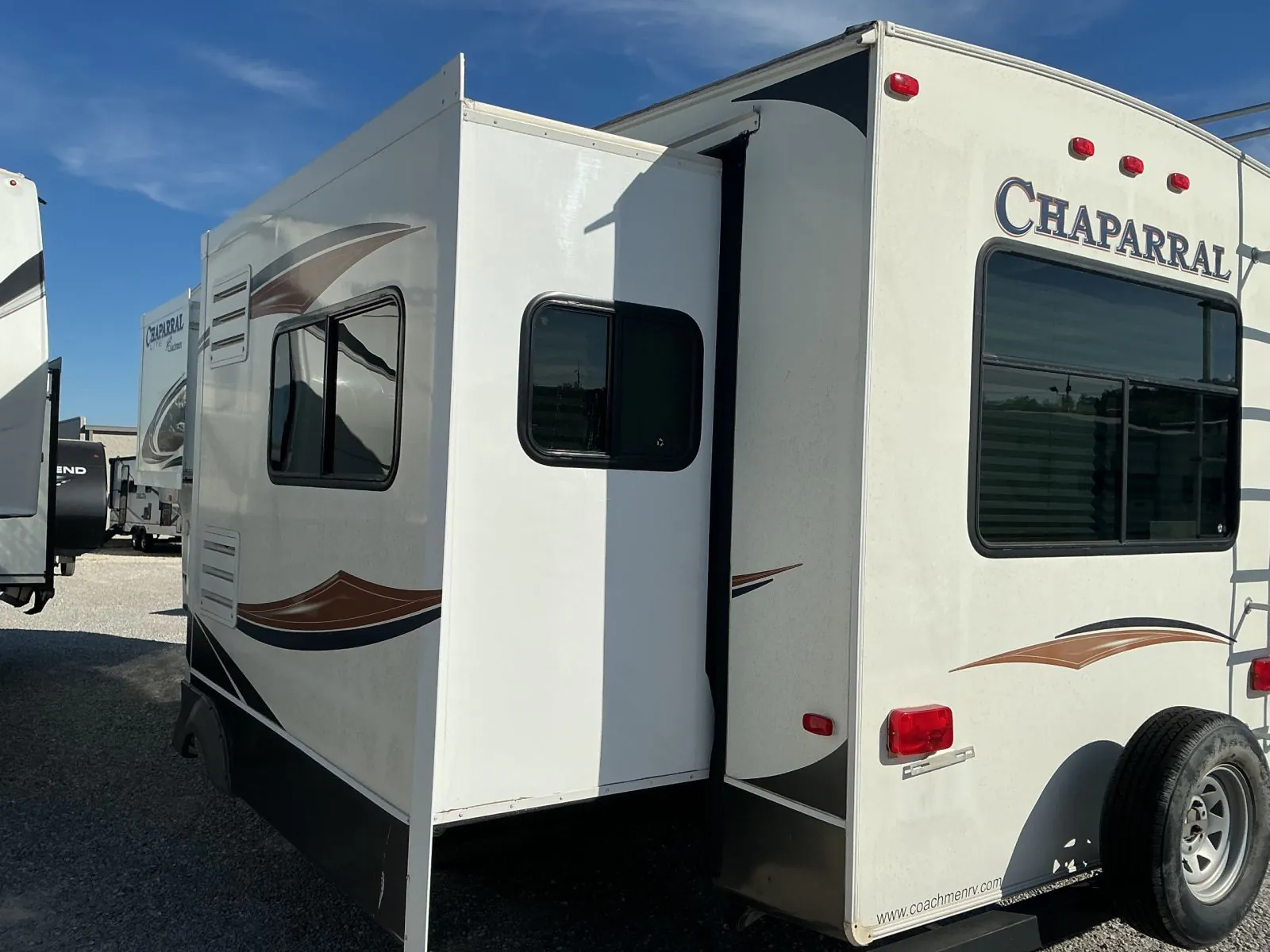 2013 Coachmen Chaparral Lite 280RLS - Photo 4