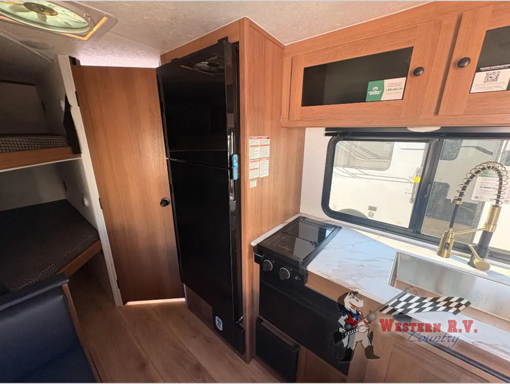 2027 Coachmen Apex Nano 186BH, Photos photo 11