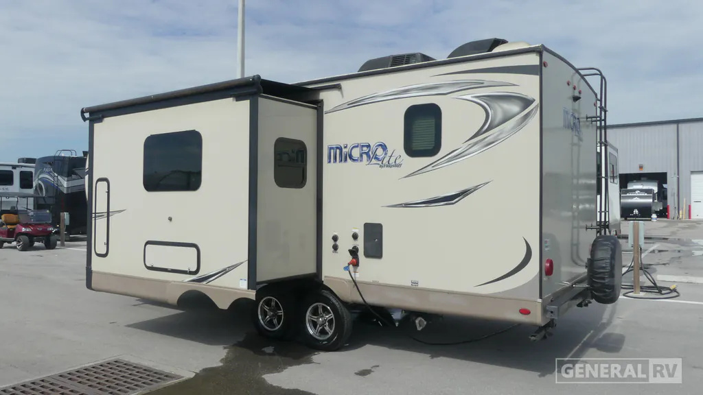 2019 Forest River Flagstaff Micro Lite 25BRDS, Photos photo 3