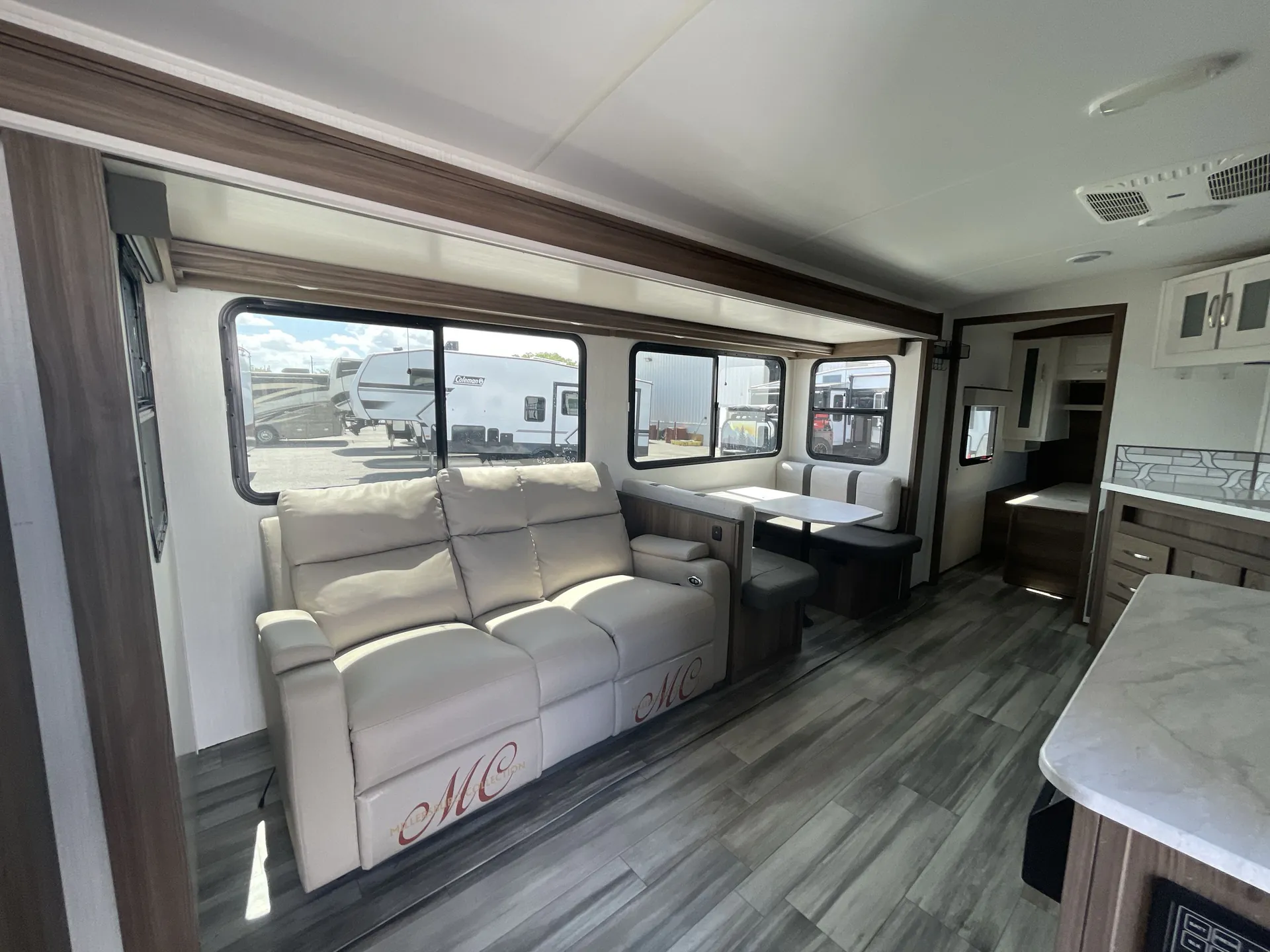 2024 Cruiser RV Twilight TWS 26RB — living area main