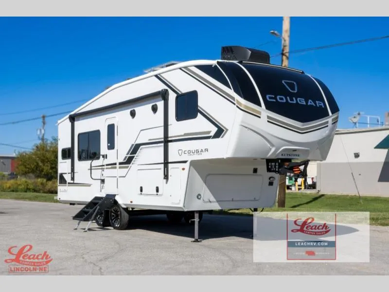 2026 Keystone RV Cougar Half-Ton 23MLE - Photo 2