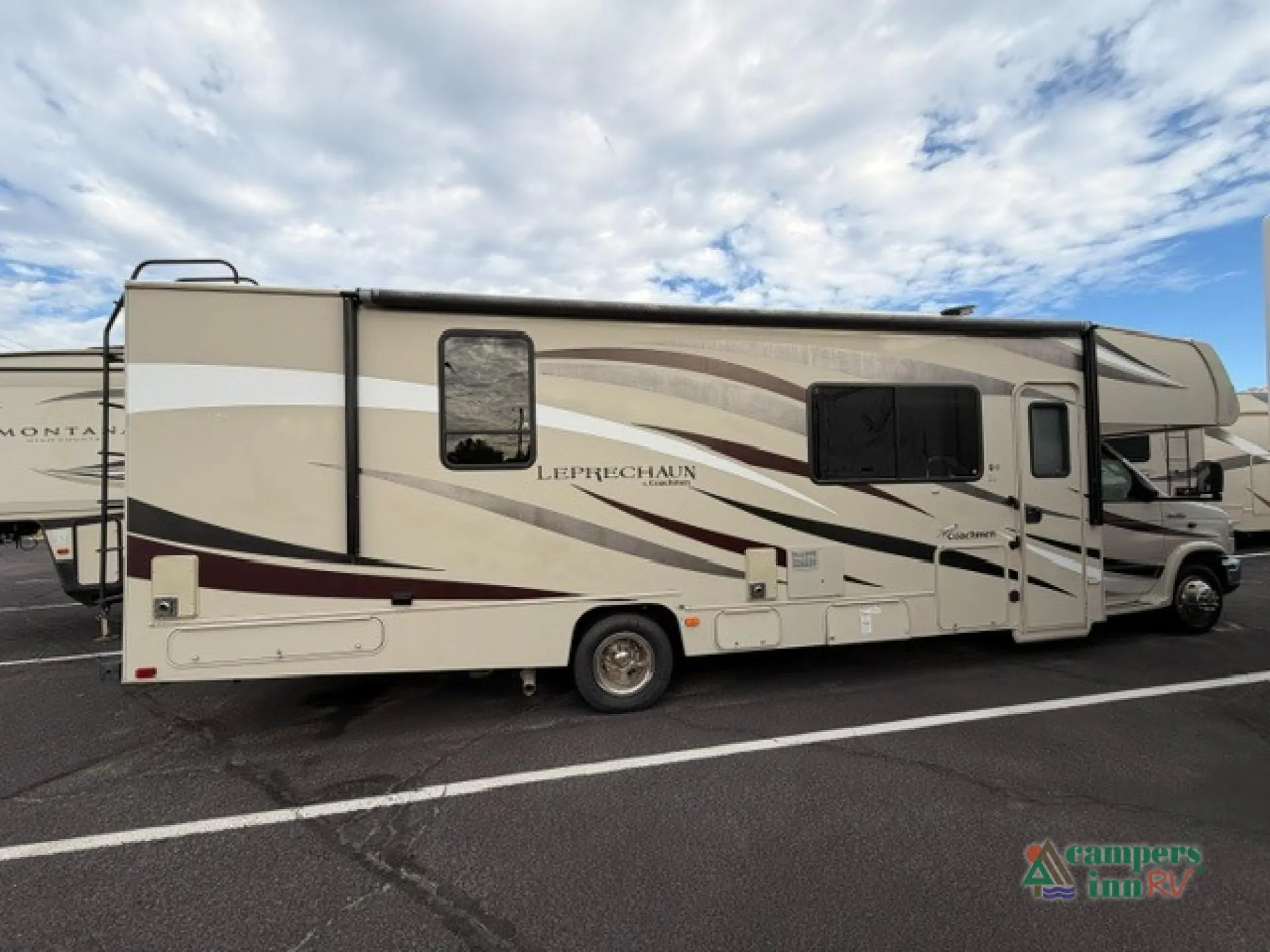 2018 Coachmen Leprechaun 311FS - Photo 4